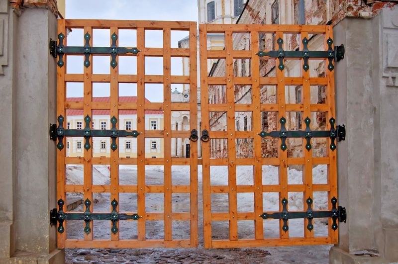 Wooden Gate Installation Costs — Cost of Wooden Gate Installation